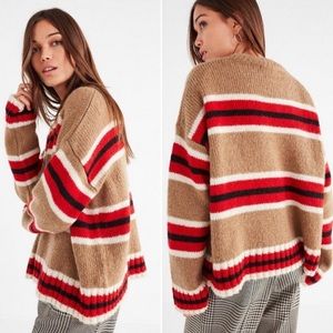 URBAN OUTFITTERS Sweater
